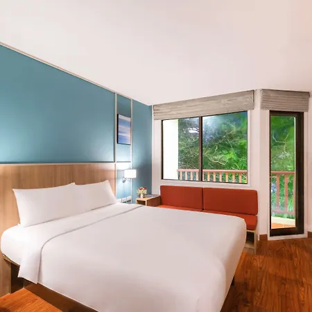 Ibis Phuket Patong Hotel Exterior photo