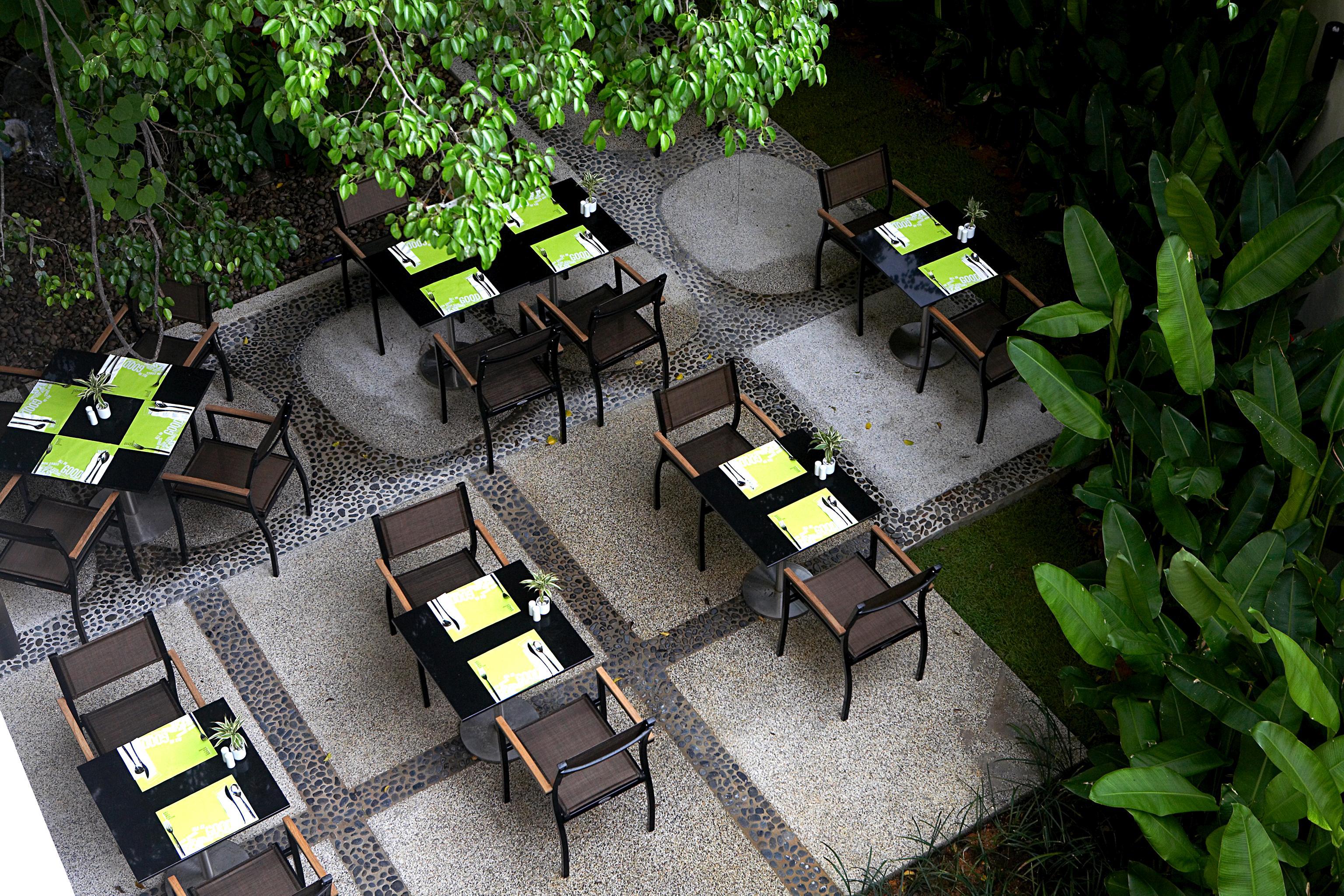 Ibis Phuket מלון
